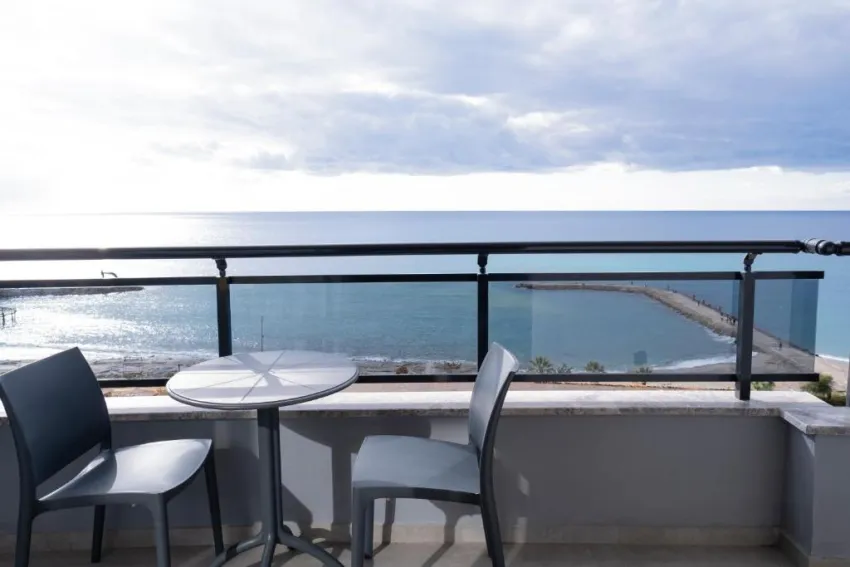 NOXINN DELUXE HOTEL  5*-7