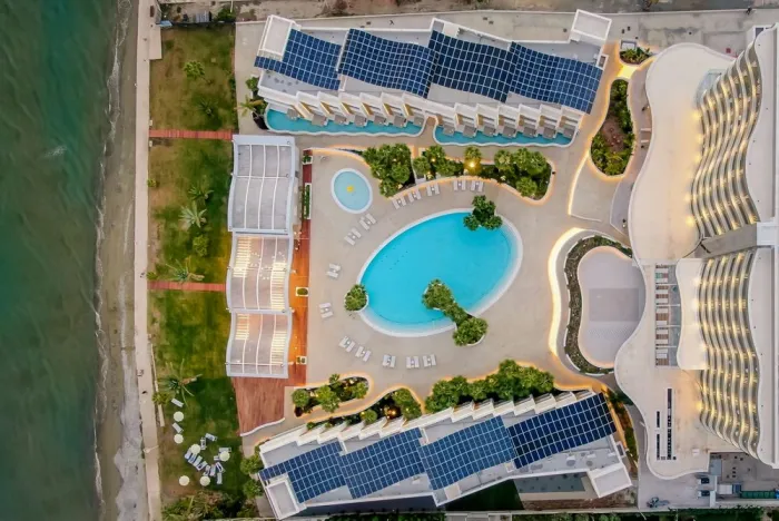 Radisson Beach Resort 5* - Larnaca bay - Cipru