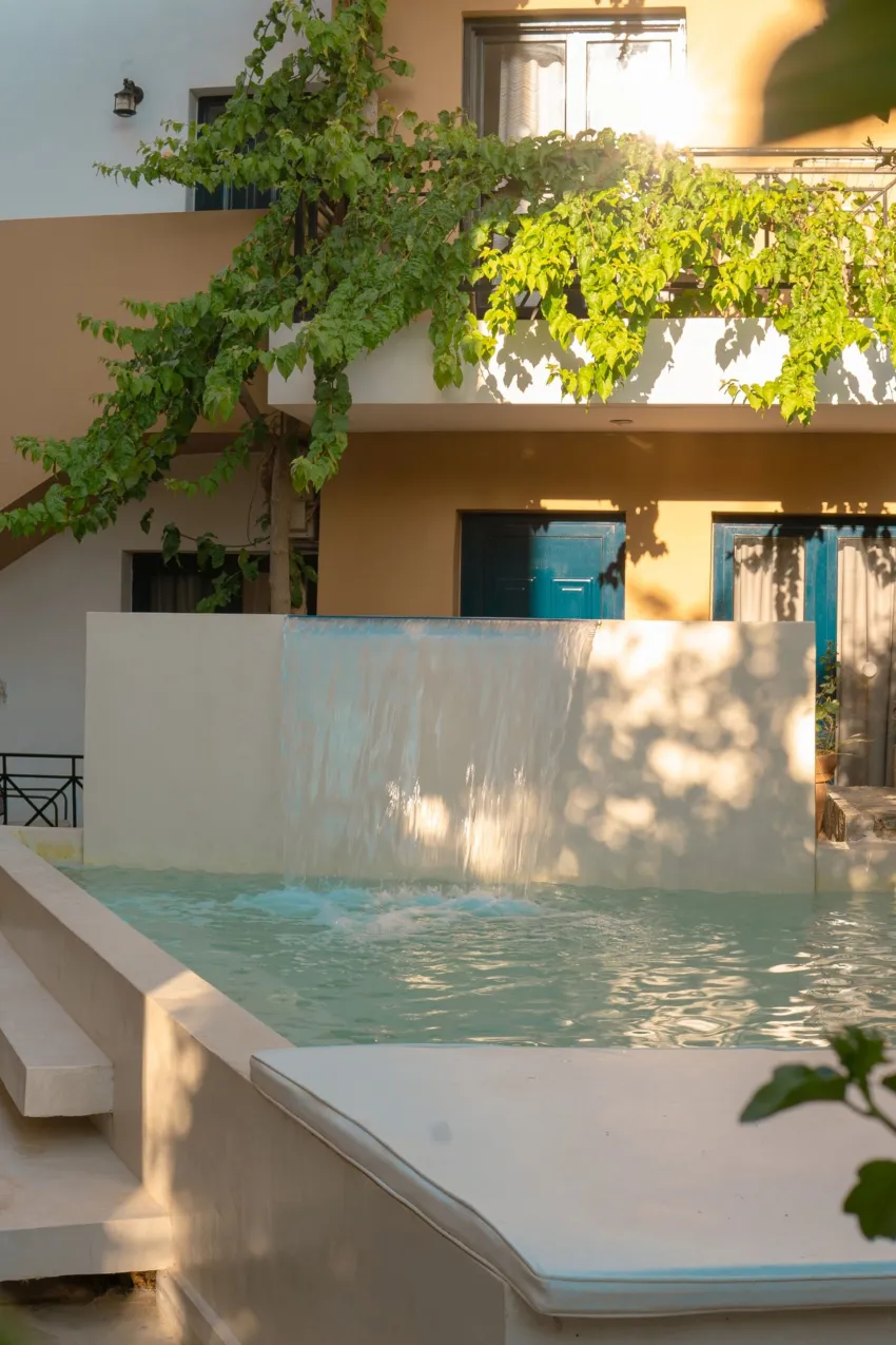 Nami Hotel & Suites 4*-13