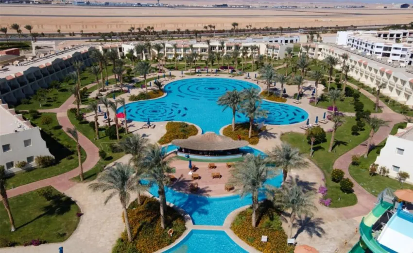 DOUBLETREE BY HILTON SHARM BAY RESORT BEACH SIDE  4*-101