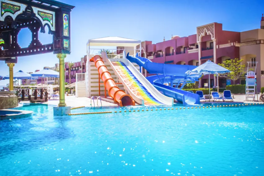 Sunny Days El Palacio 4*-3
