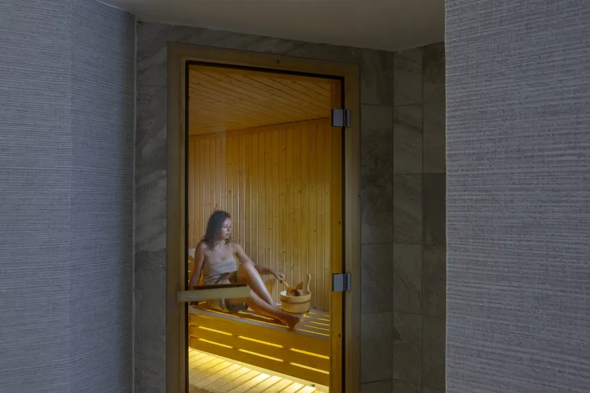 Leonardo Crystal Cove Hotel and Spa by the sea 4*-14