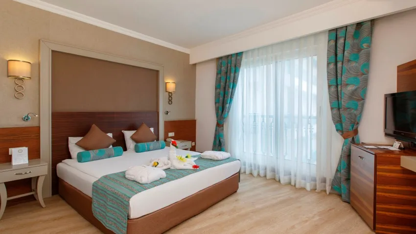 Side Crown Palace 5*-26