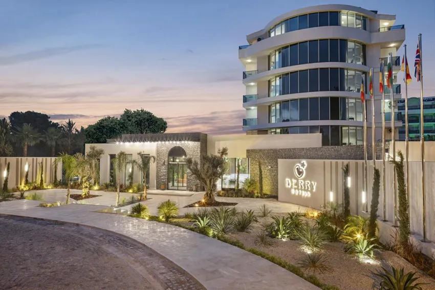 BERRY BLUE HOTEL  5*-5