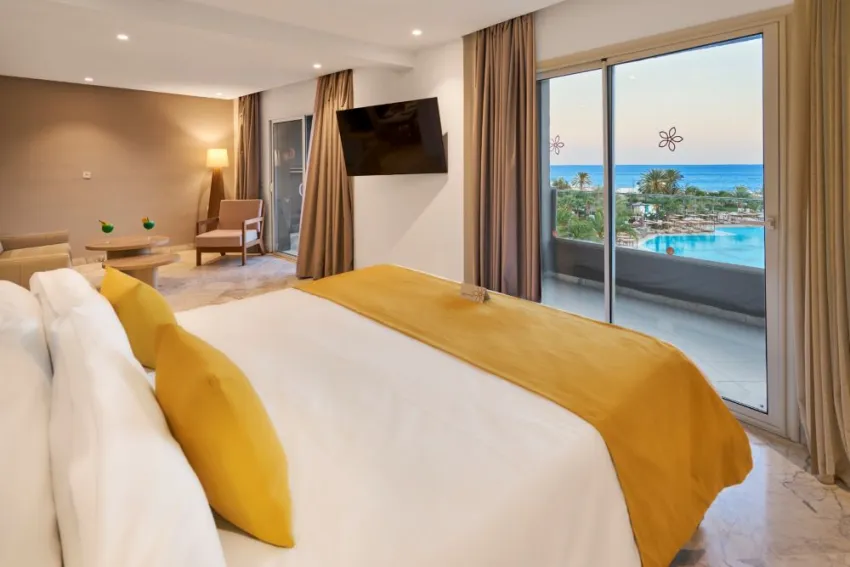SENTIDO MARILLIA RESORT  5*-7