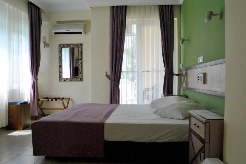 BENNA HOTEL  2*-9