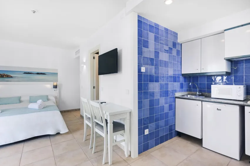 AluaSun Continental Park Hotel & Apartments 4*-26