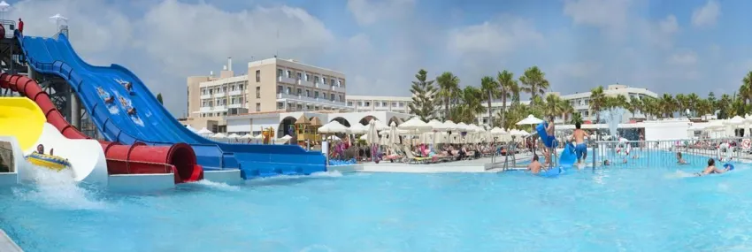 Louis Phaethon Beach 4*-9