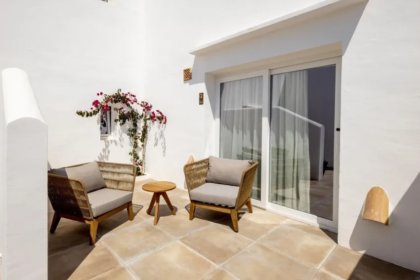 Eques Petit Resort 4*-24