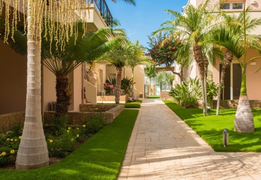 Danaides Apartments 4*-7