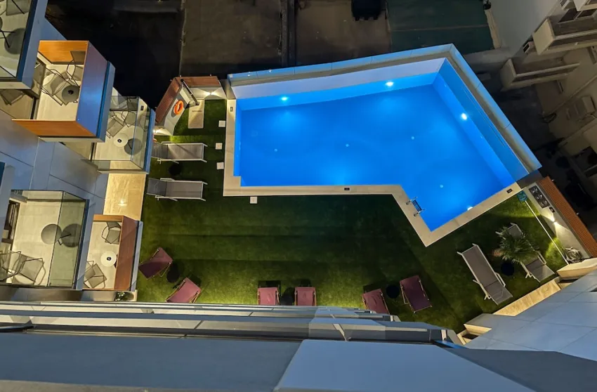Hyperion City Hotel 4*-97