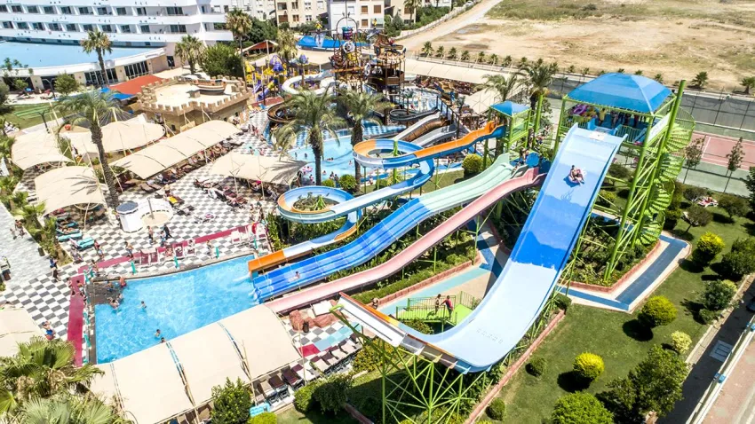 CRYSTAL ADMIRAL RESORT SUITES  5*-36