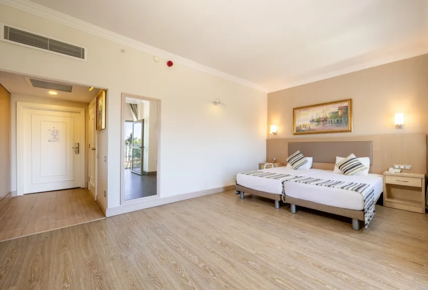 Crystal Tat Beach Pearl Collection 5*-12