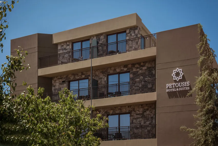 Petousis Hotel and Suites 4*-1