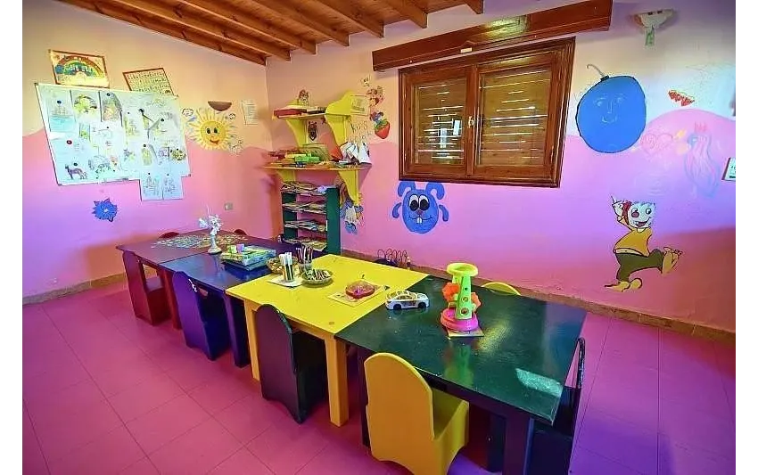 CORAL BEACH RESORT HOTEL  4*-5