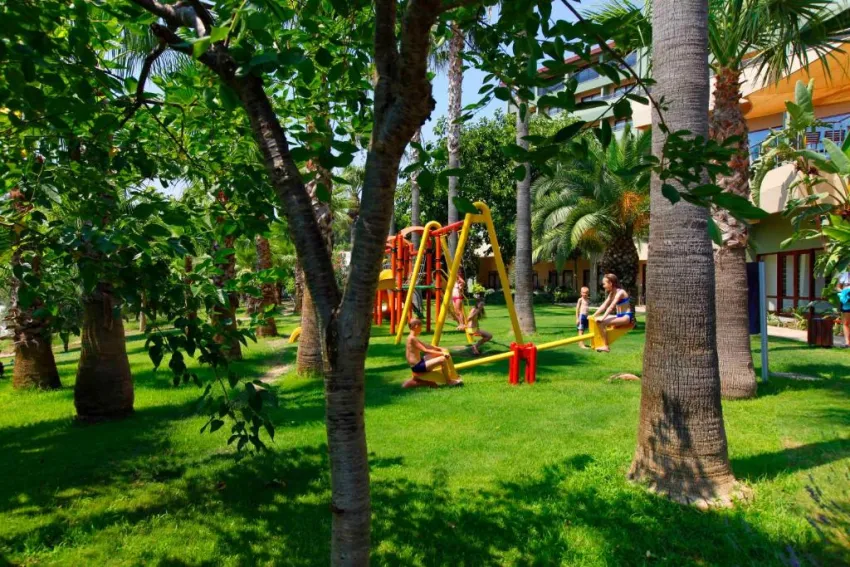 CLUB GRAND SIDE  5*-18