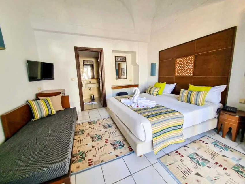 MONARQUE CLUB RIVAGE MONASTIR  4*-12