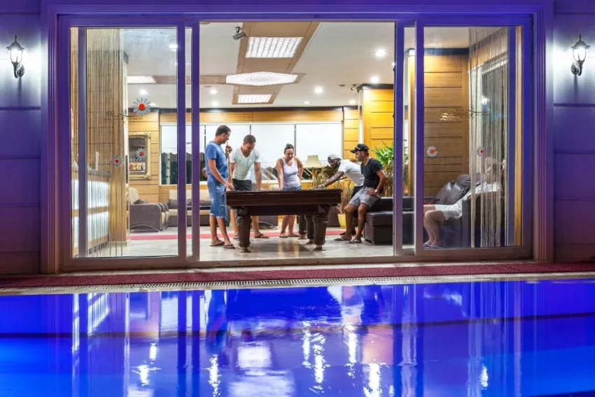 Galaxy Beach Hotel 4*-9