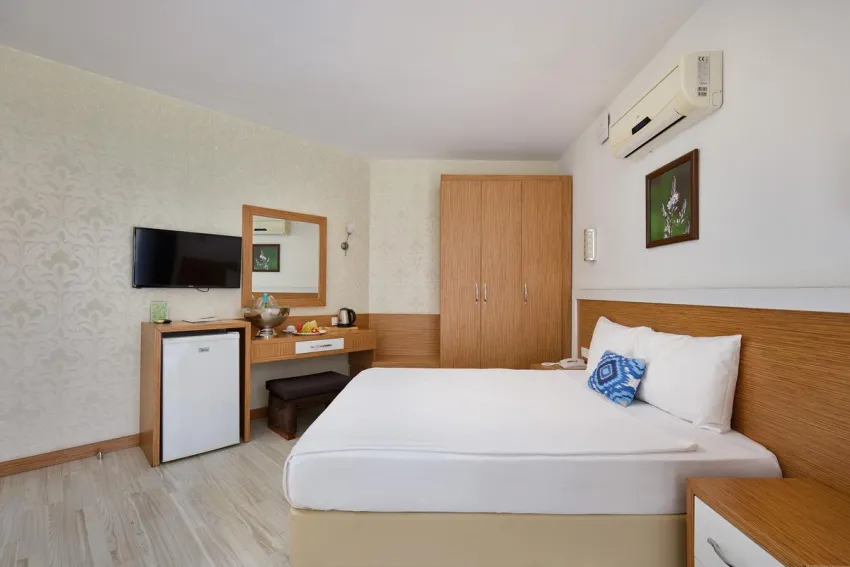 A Hotel Side 3*-37