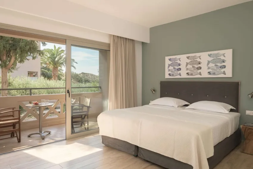 Paralos Irini Mare 4*-17