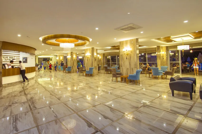 Blue Wave Suite Hotel 4*-5