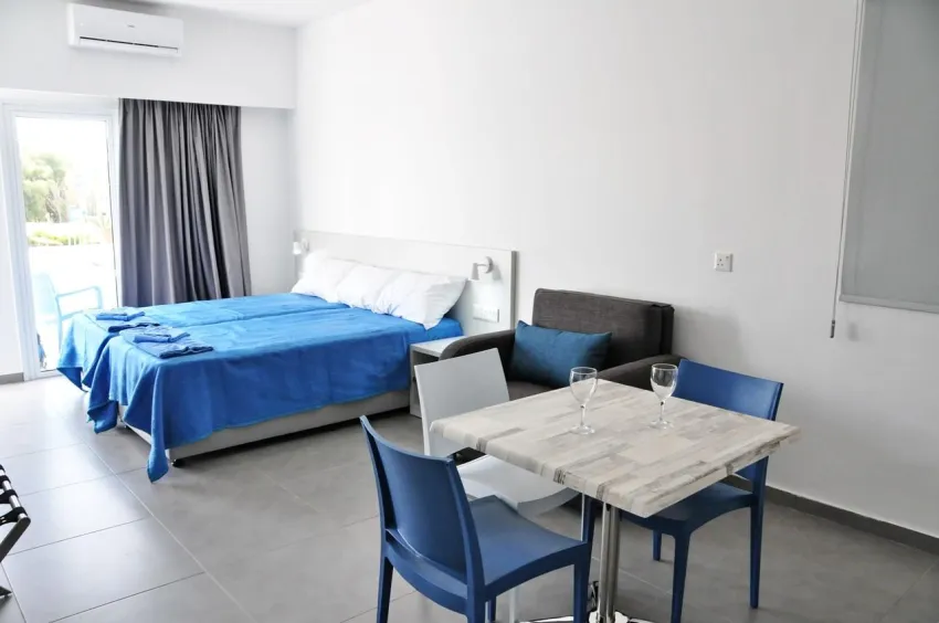 Kaos Hotel Apartments 2*-5