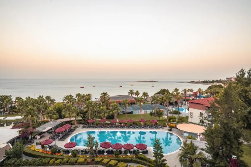 JUSTINIANO DELUXE RESORT HOTEL  5*-30