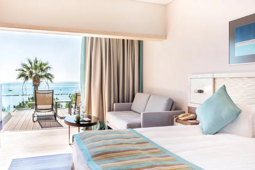 Crowne Plaza Limassol 4*-29