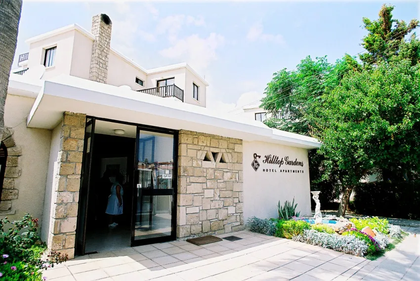 Hilltop Gardens 3*-3