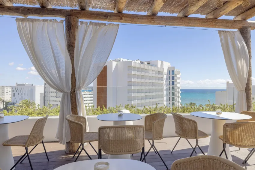 HM Balanguera Beach - Adults Only 4*-15