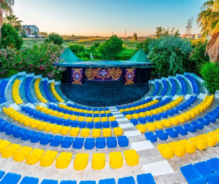 SERENIS HOTEL  4*-22