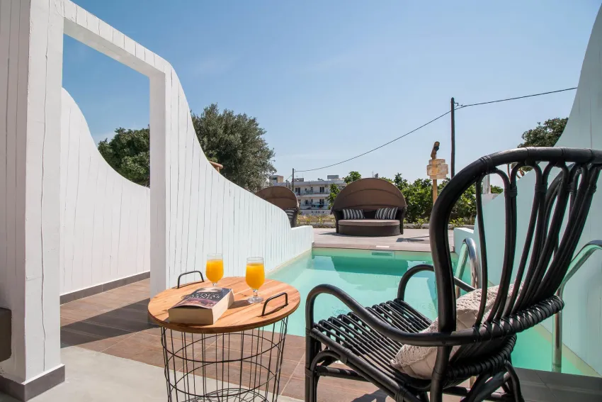 Malibu Boutique Studios 2*-33