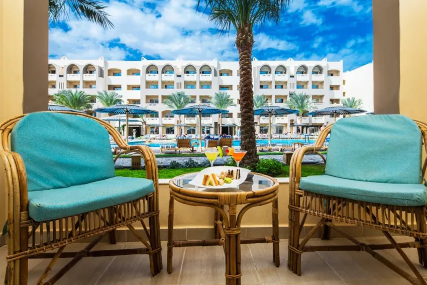 El Karma Aqua Beach Resort 4*-91