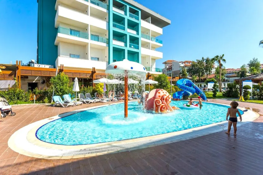SEASHELL RESORT & SPA HOTEL  5*-20
