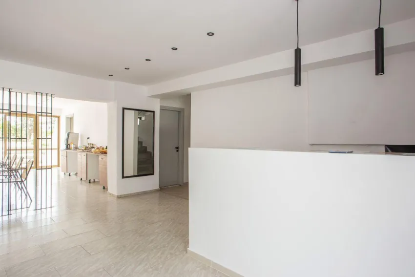 Nikos BNB 2*-7