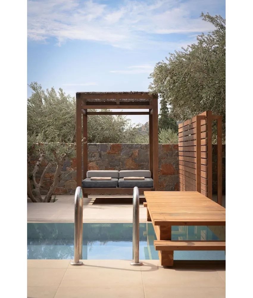 Paralos Irini Mare 4*-84