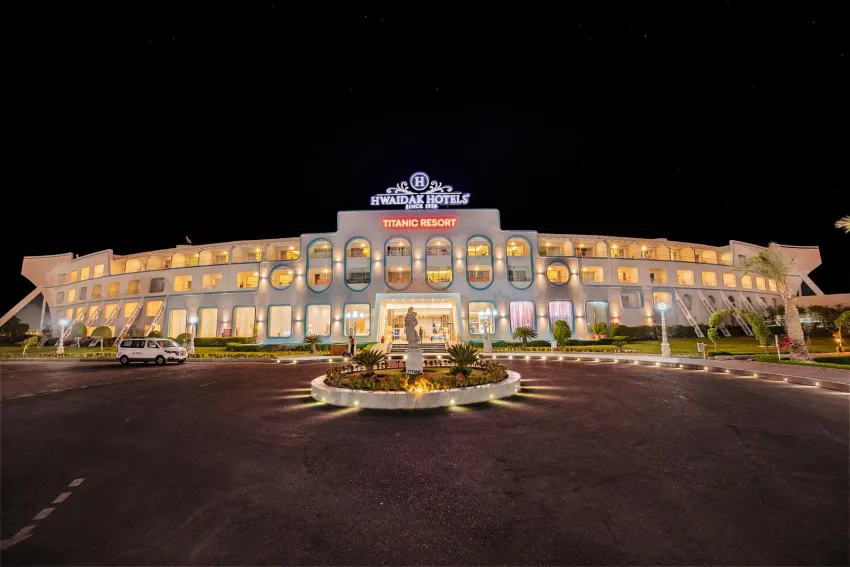 Titanic Resort & Aquapark 4*-10