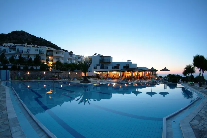 Semiramis Village Hotel 4*-28