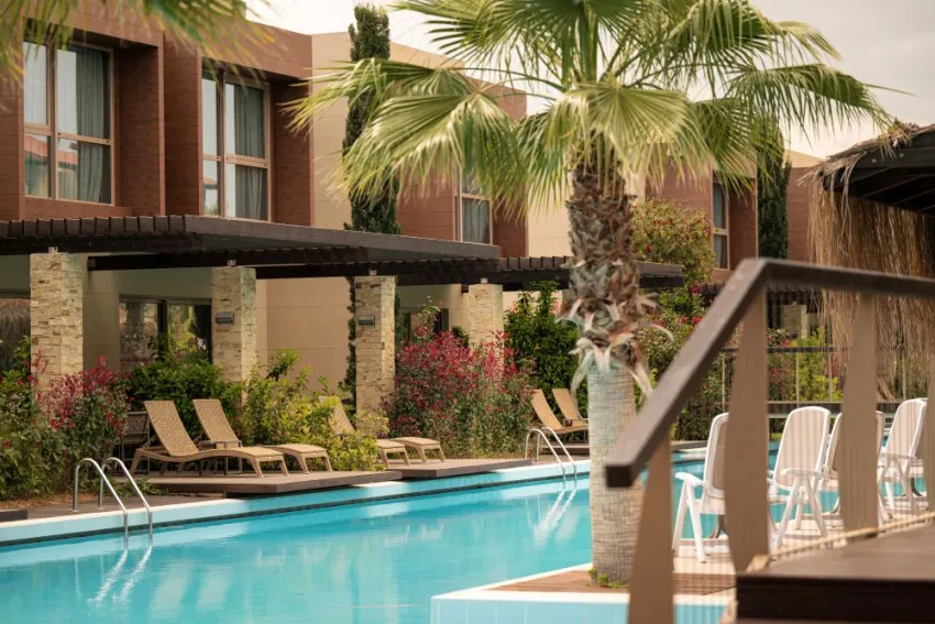 CONCORDE LUXURY RESORT & CASINO & CONVENTION & SPA  5*-58