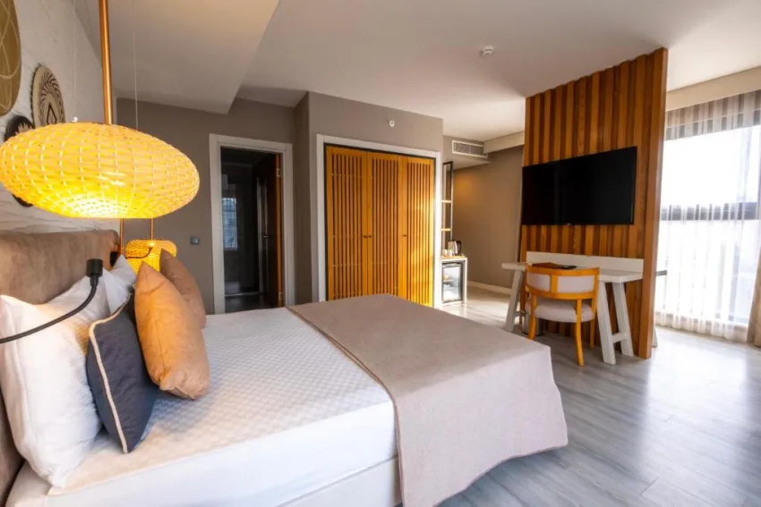 SIDE ROYAL STYLE HOTEL  5*-10