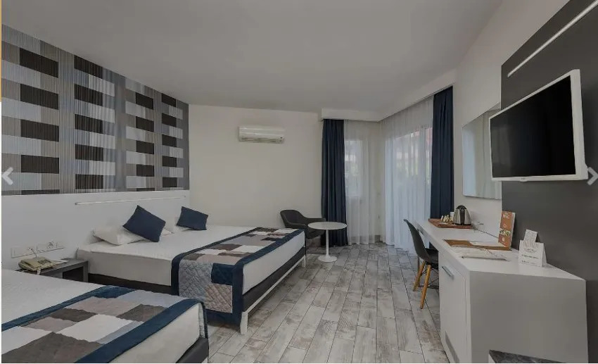 White City Beach (Adults Only 16+) 4*-23
