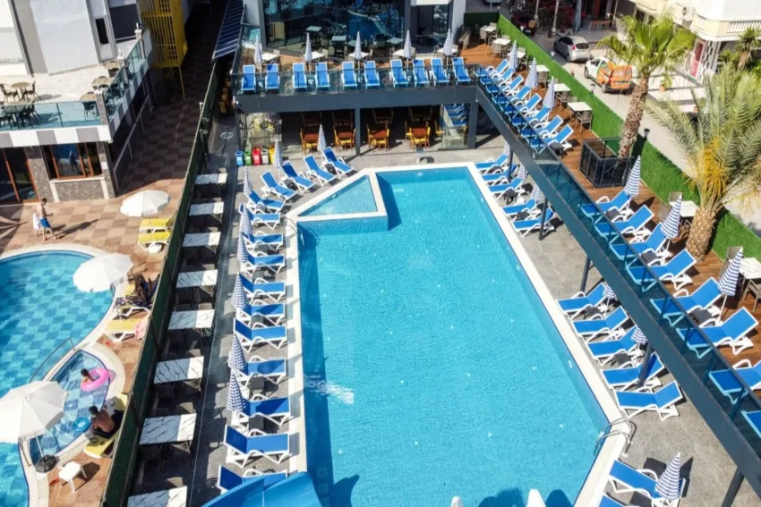Relax Beach Hotel 4*-8