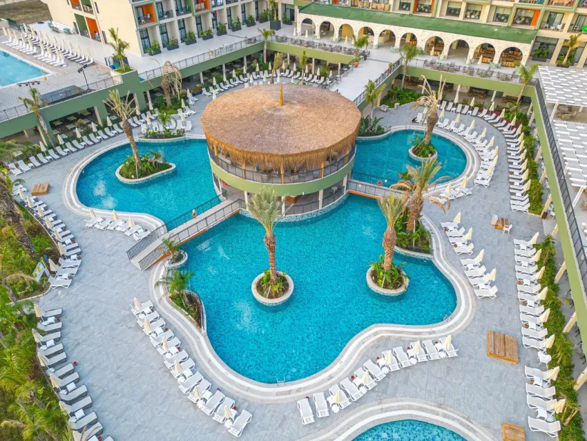 Dream Fun World Hotel 5*-18