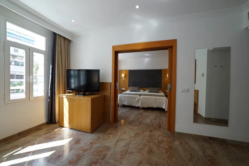 Artmadams Hotel 4*-58