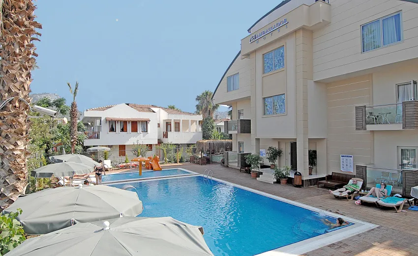 Ambassador Hotel 4*-4