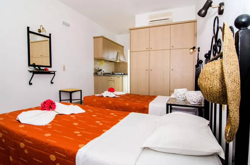 Real Palace Studios 1*-17