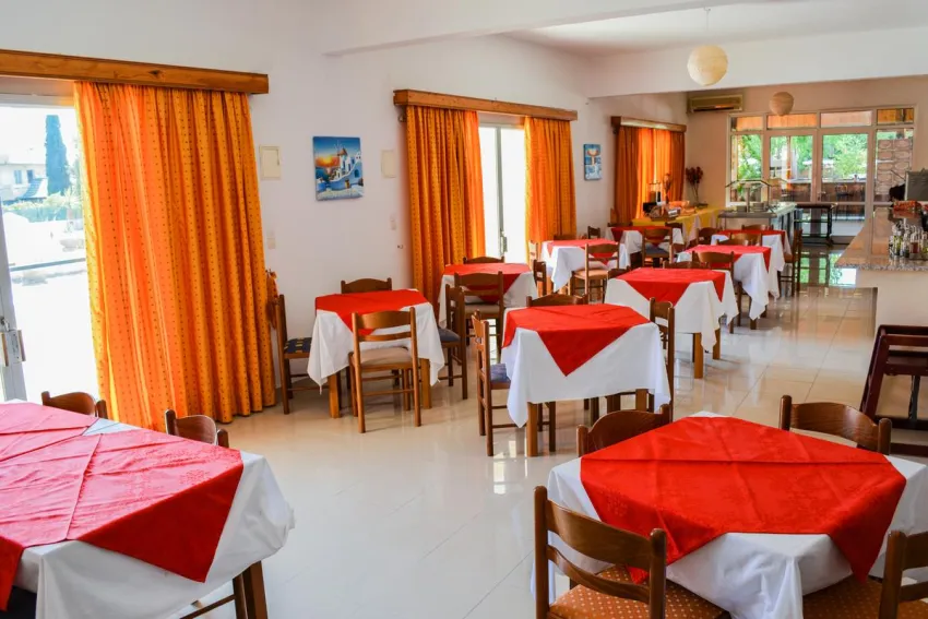 Mon Repos Hotel 2*-11