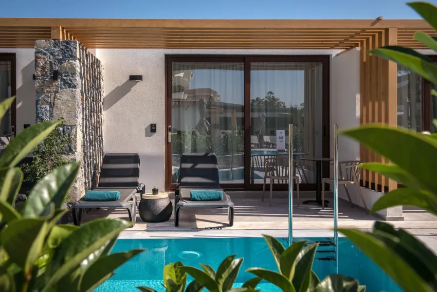 Petousis Hotel and Suites 4*-17