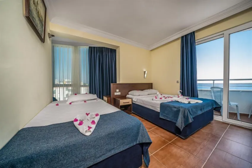 ARSI BLUE BEACH HOTEL  4*-6