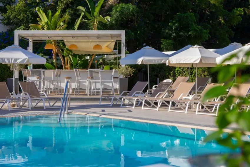 Anemi Hotel & Suites 4*-4